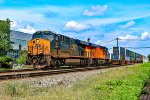 CSX 3019 and CSX 1973 on I-008